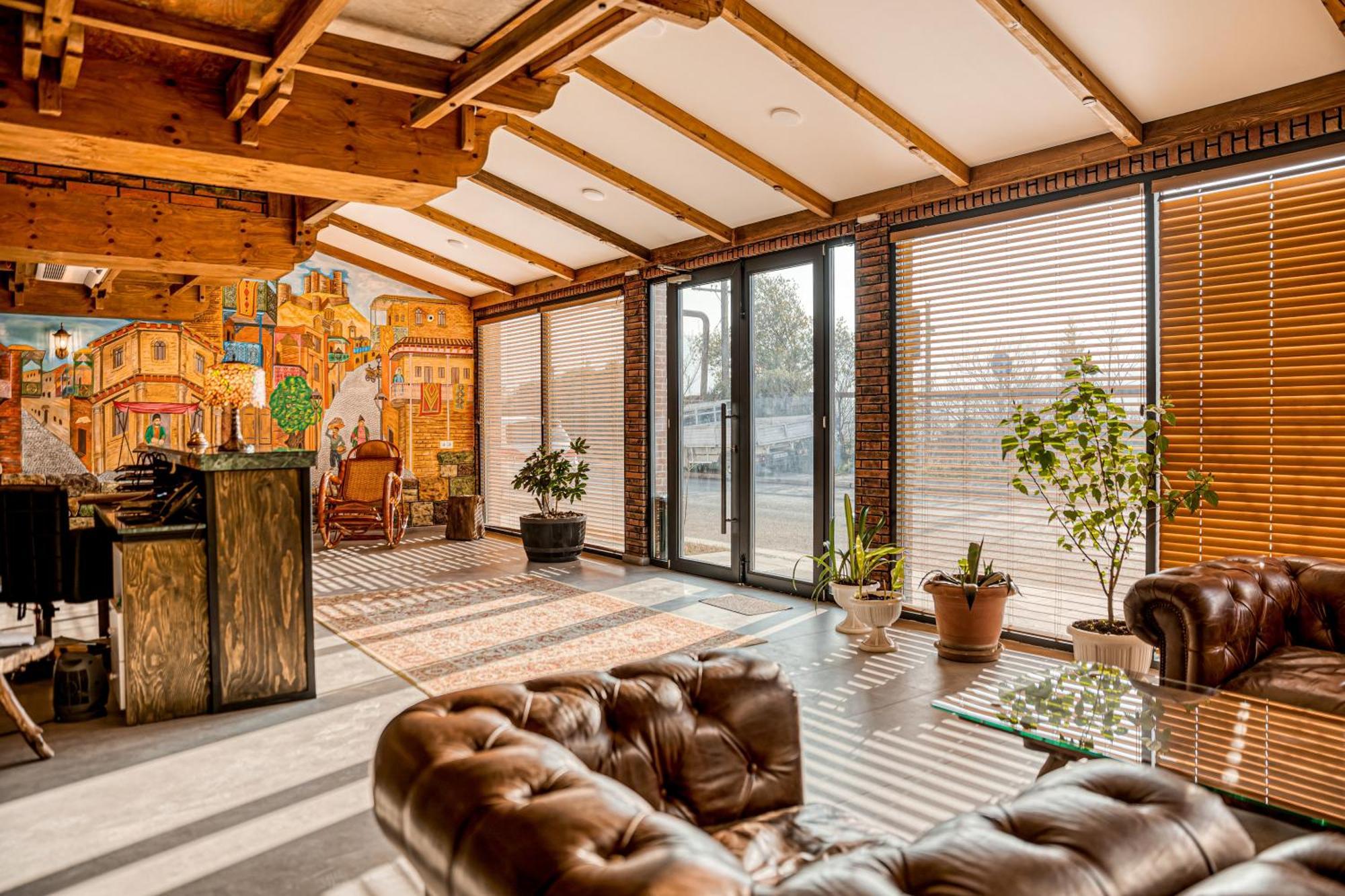 טביליסי Ivy Hotel מראה חיצוני תמונה